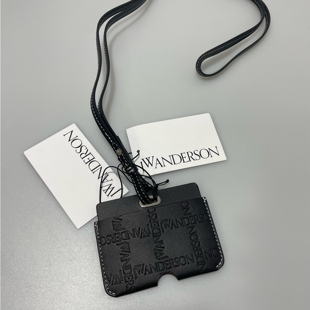 JW Anderson Logo-Embossed Leather Cardholder Black - Picture 2 of 5